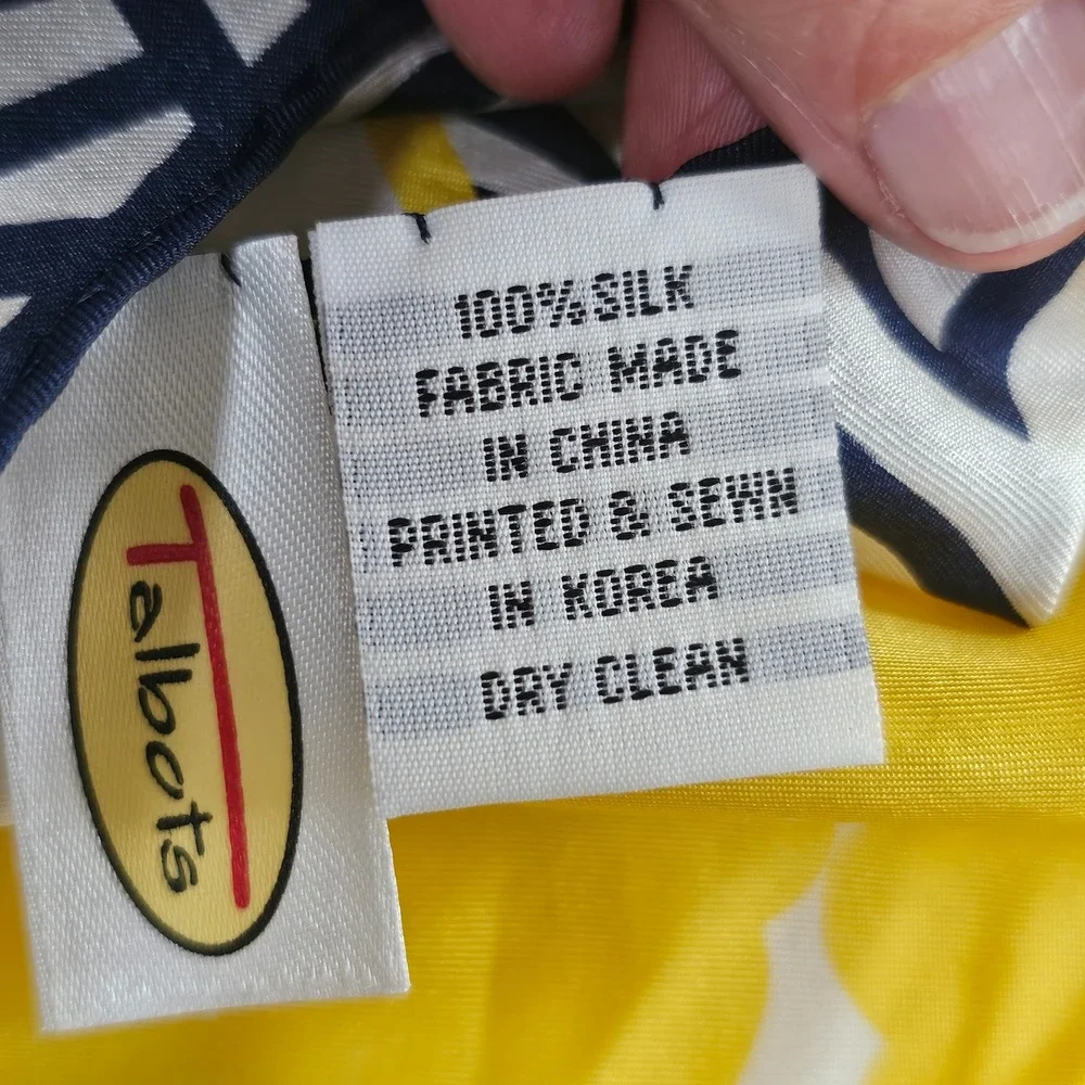 Talbots Silk Scarf‎ Navy Yellow Hibiscus Floral Tropical Geometric Border Square